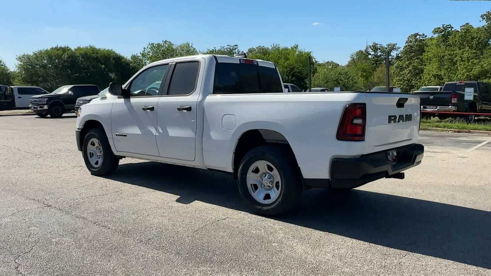 View vehicle photo 6