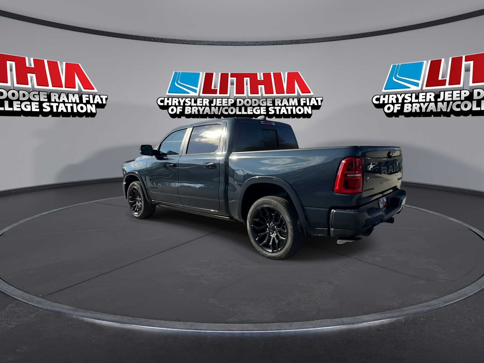 View vehicle photo 6