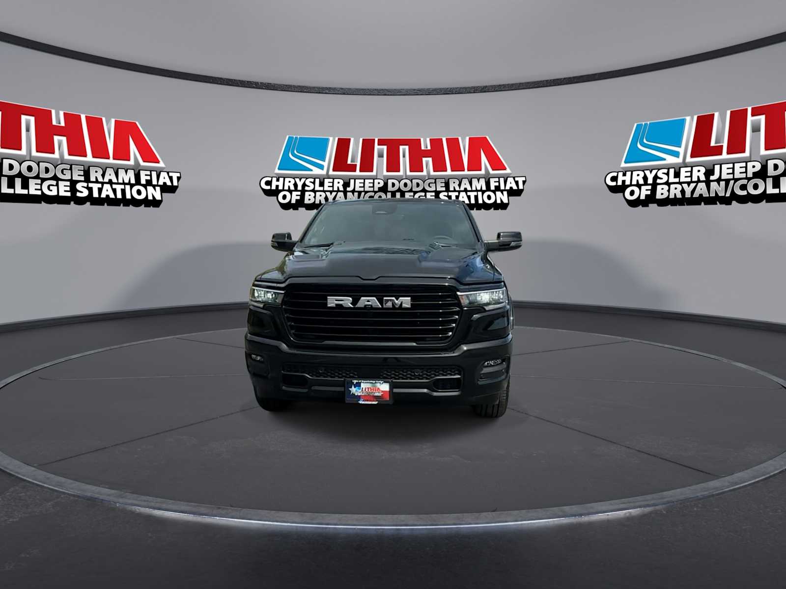 View vehicle photo 3