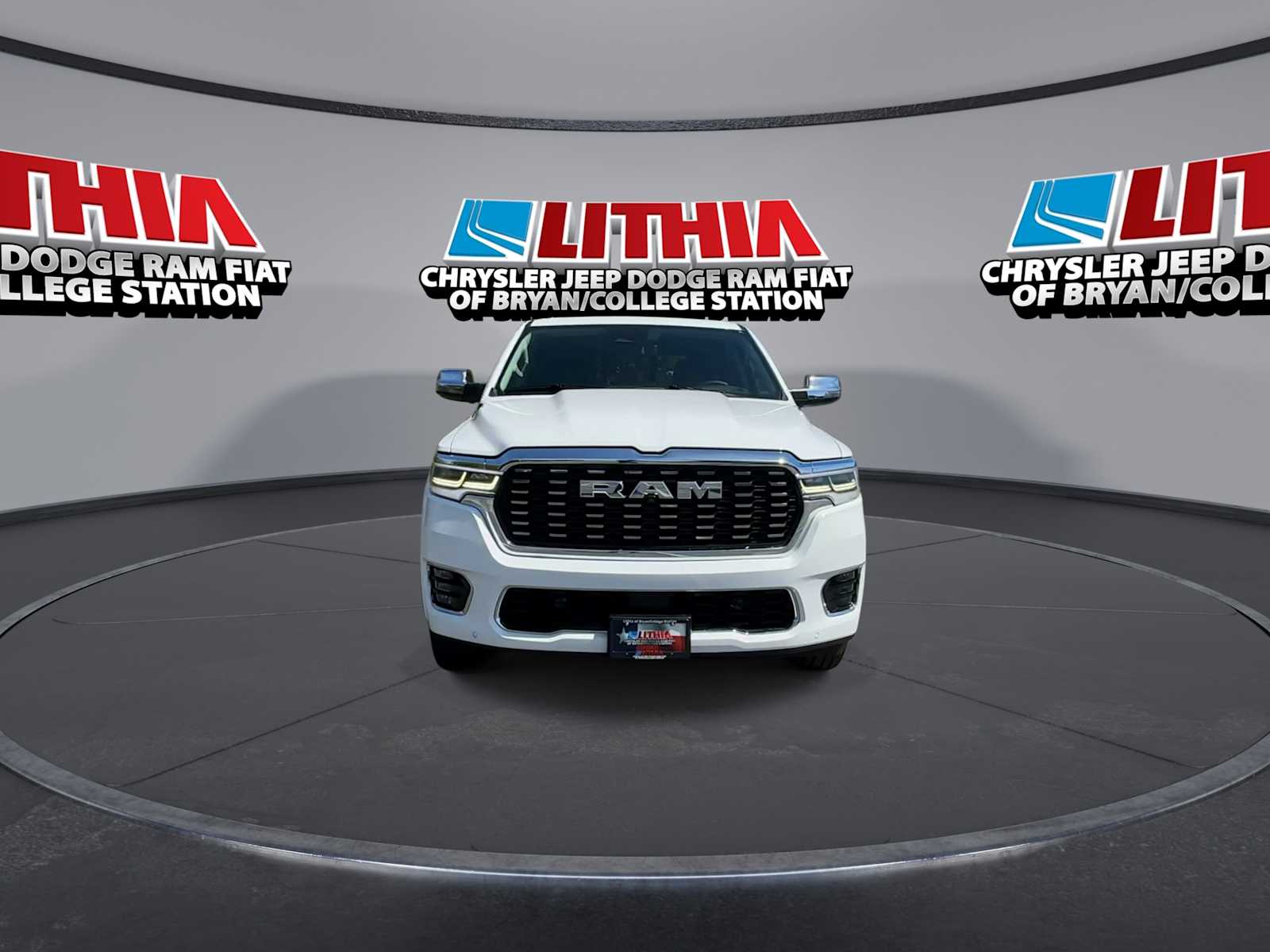 View vehicle photo 3