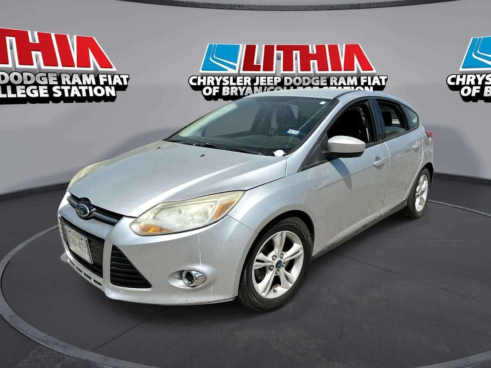 Ingot Silver Metallic 2012 Ford Focus SE Hatchback Hatchback Front-Wheel Drive 6-Speed Automatic