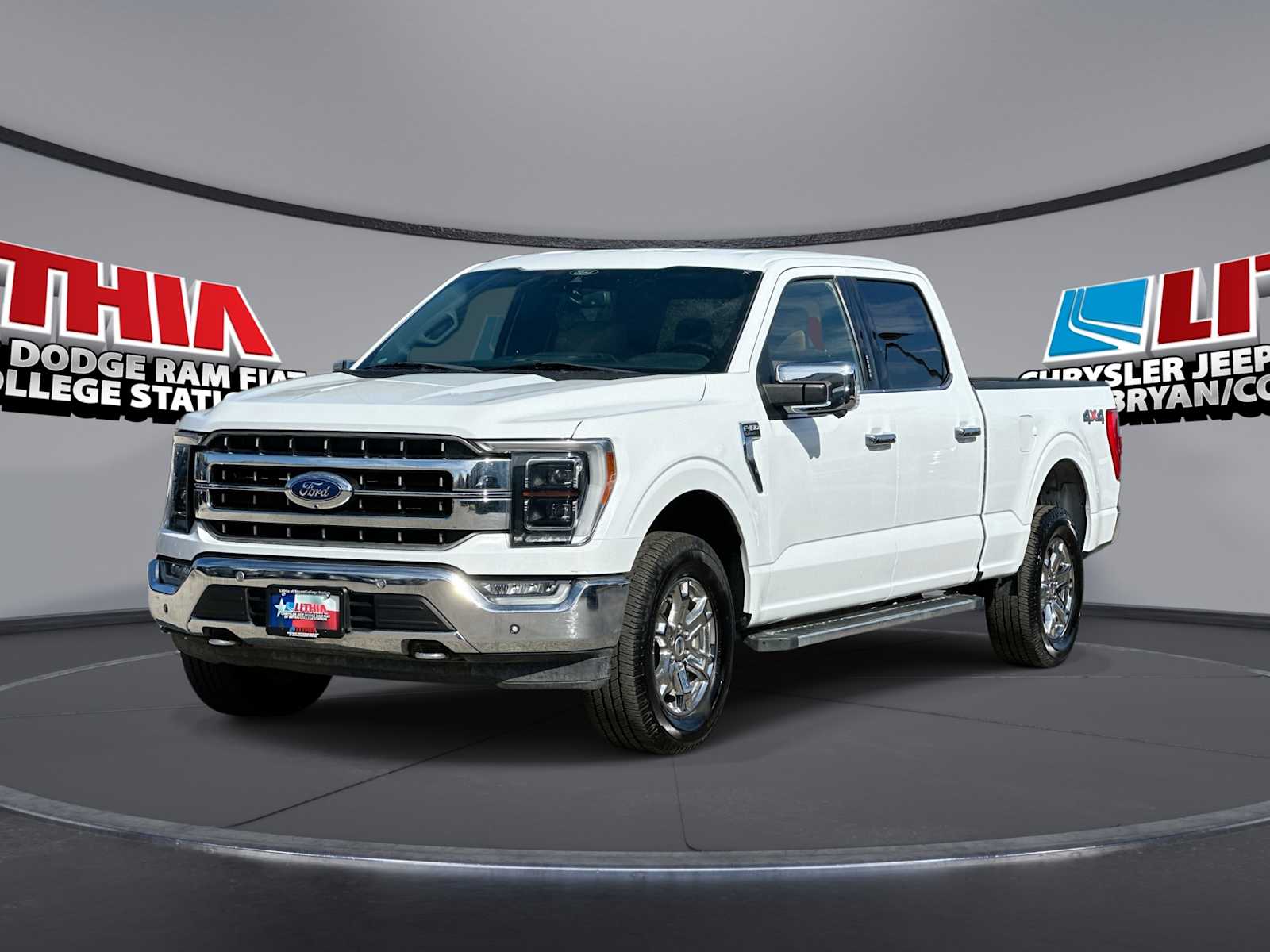 Oxford White 2022 Ford F-150 Lariat SuperCrew 4WD Pickup Truck Four-Wheel Drive Automatic
