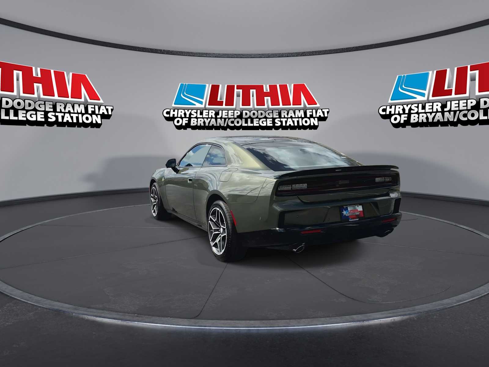 View vehicle photo 6