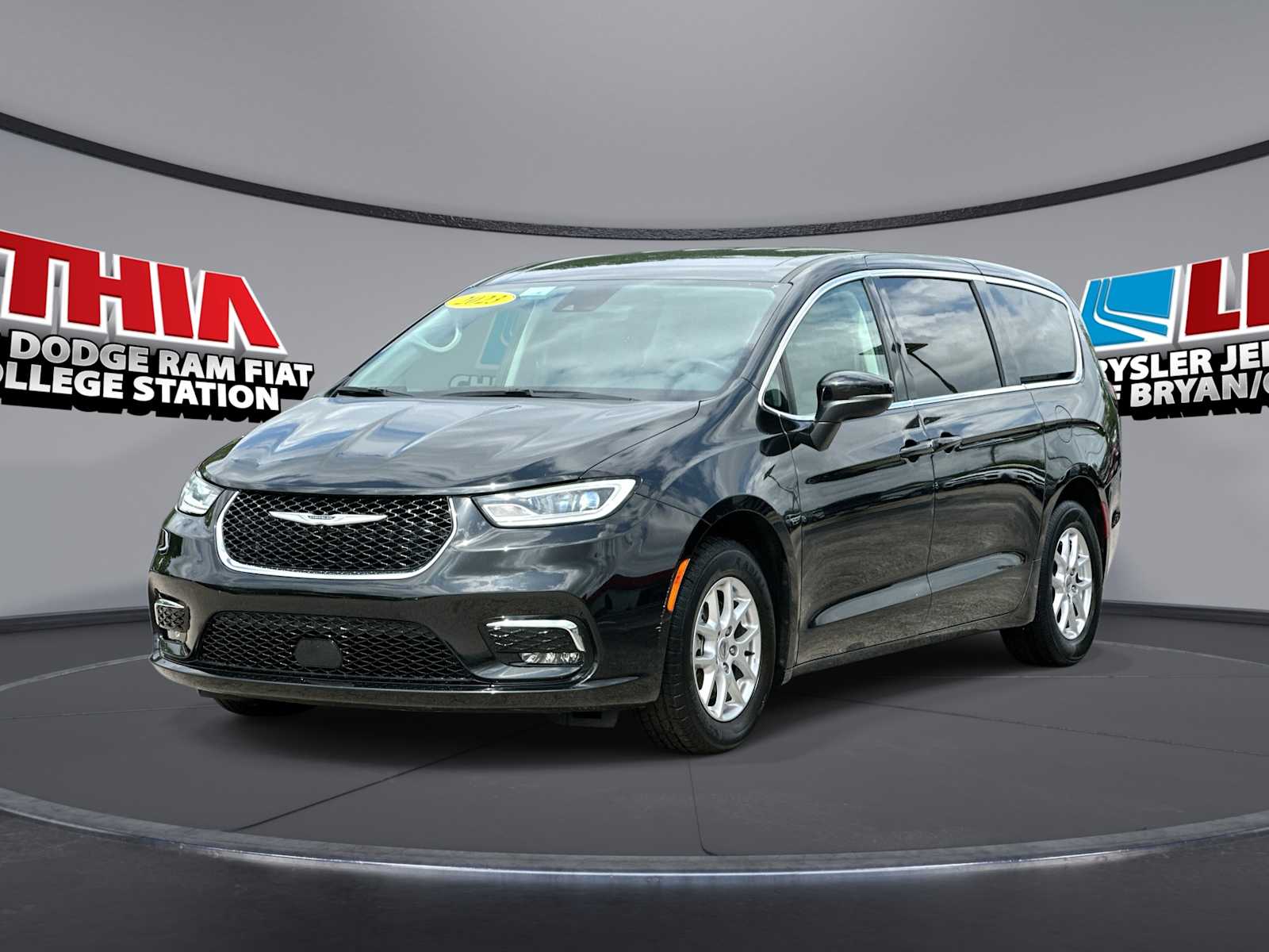 2023 Chrysler Pacifica Touring L FWD