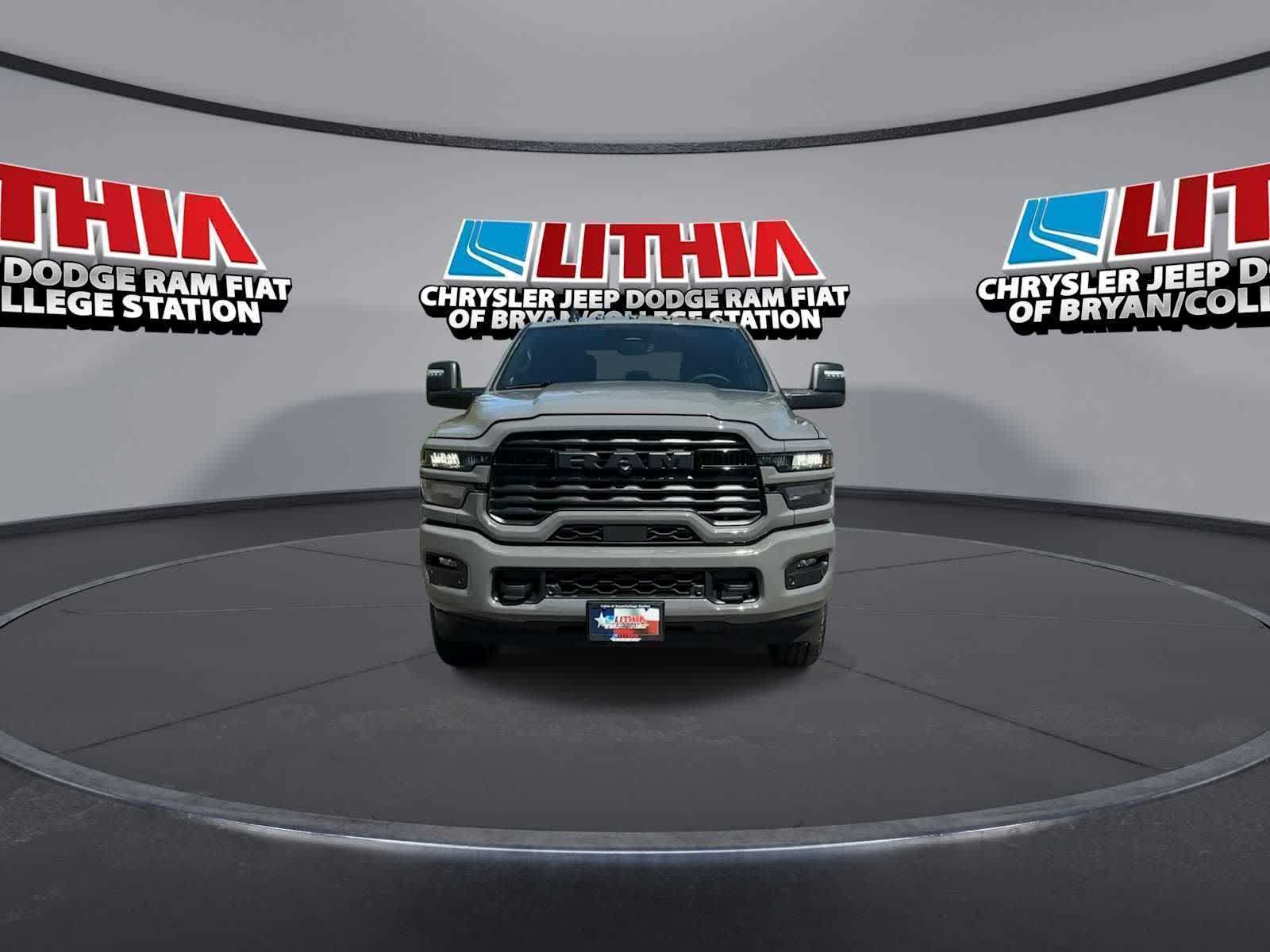 View vehicle photo 3