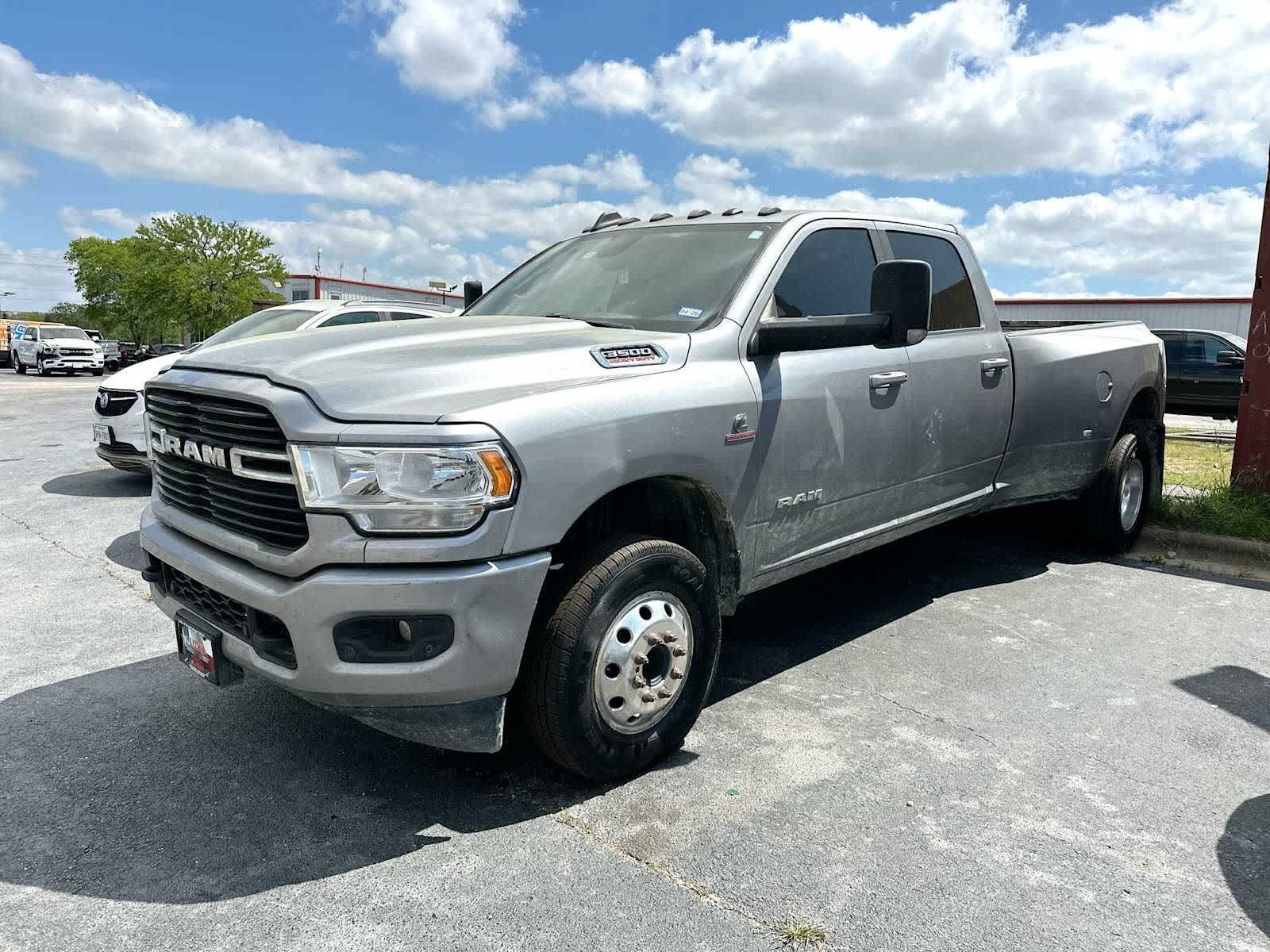 Billet Silver Metallic Clearcoat 2021 RAM 3500 Lone Star Crew Cab LB DRW 4WD Pickup Truck Four-Wheel Drive 6-Speed Automatic