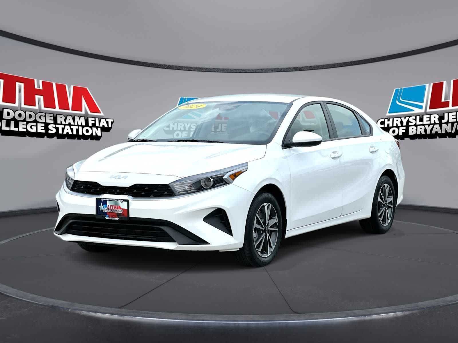 2024 Kia Forte LXS FWD