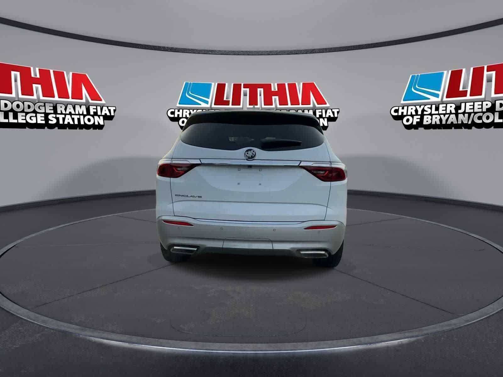 View vehicle photo 7