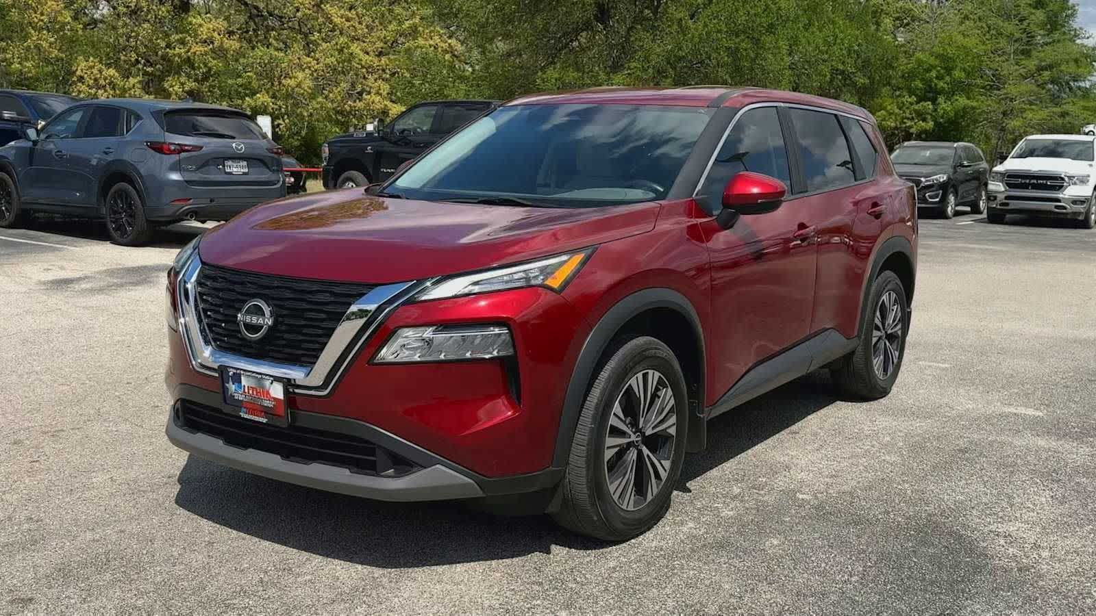 View vehicle photo 3