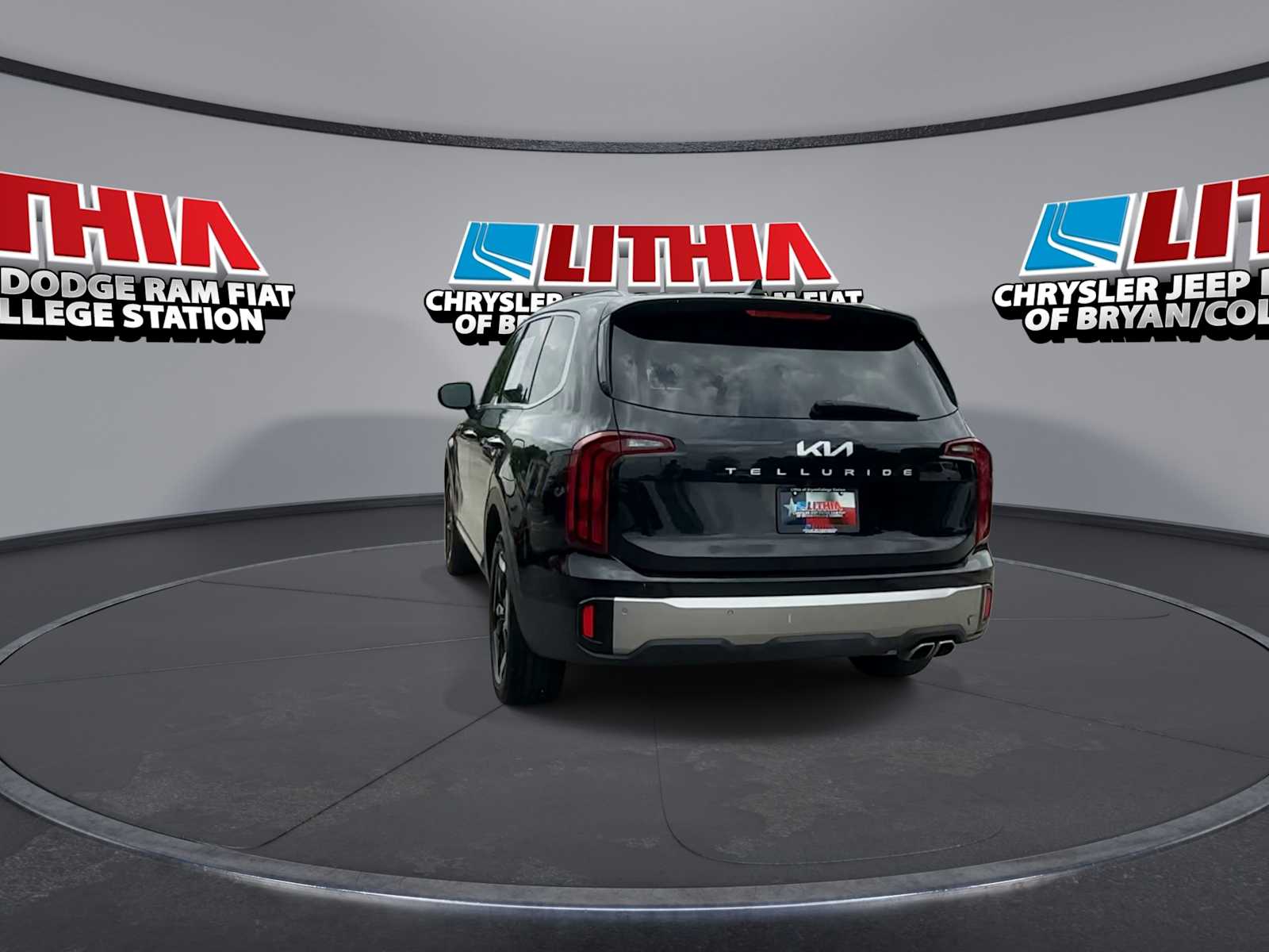 View vehicle photo 6