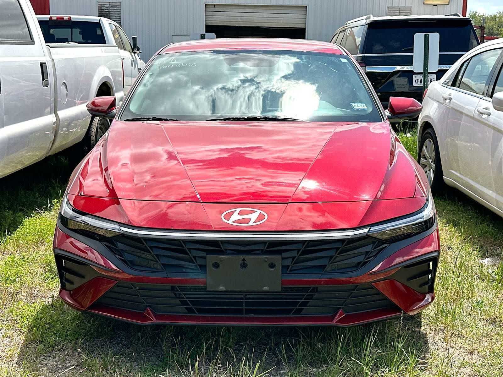 View vehicle photo 2