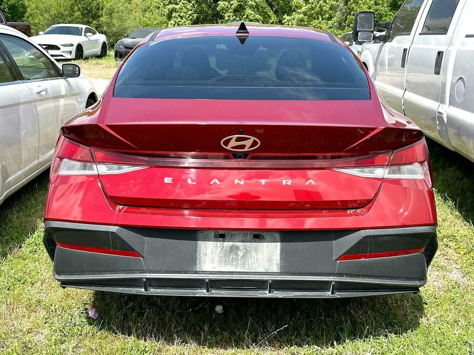 View vehicle photo 3