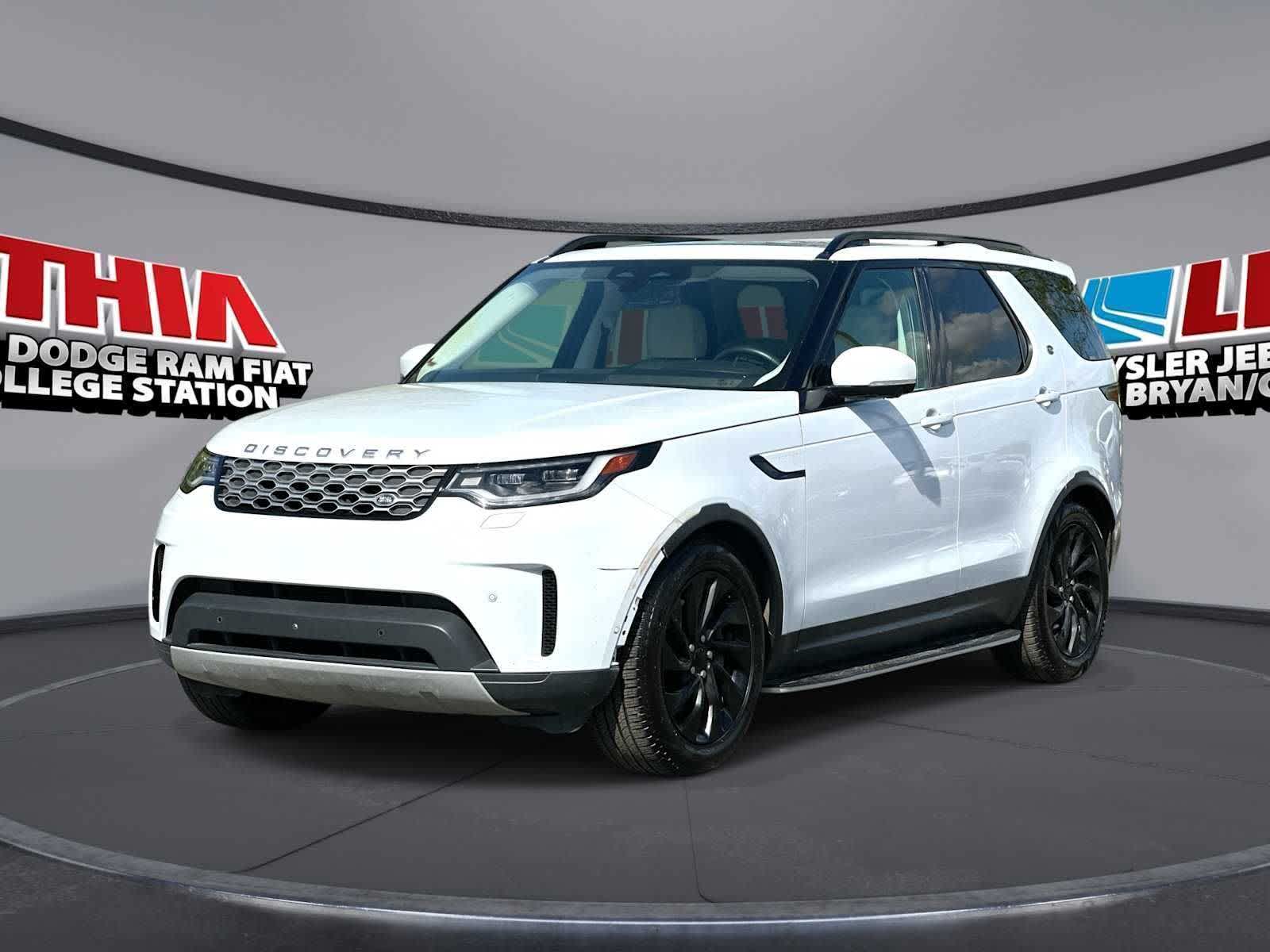 White 2023 Land Rover Discovery P300 S AWD SUV / Crossover All-Wheel Drive 8-Speed Automatic