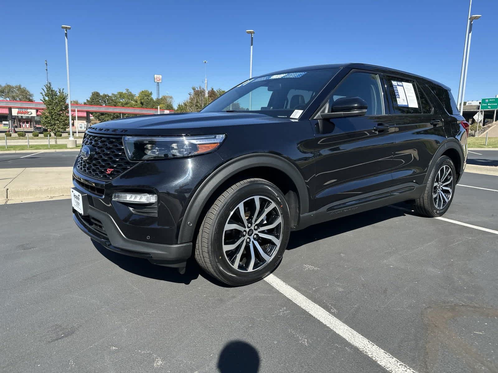 2021 Ford Explorer ST 4