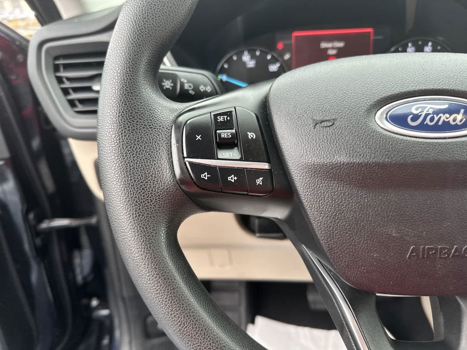 2021 Ford Escape SE Hybrid 18