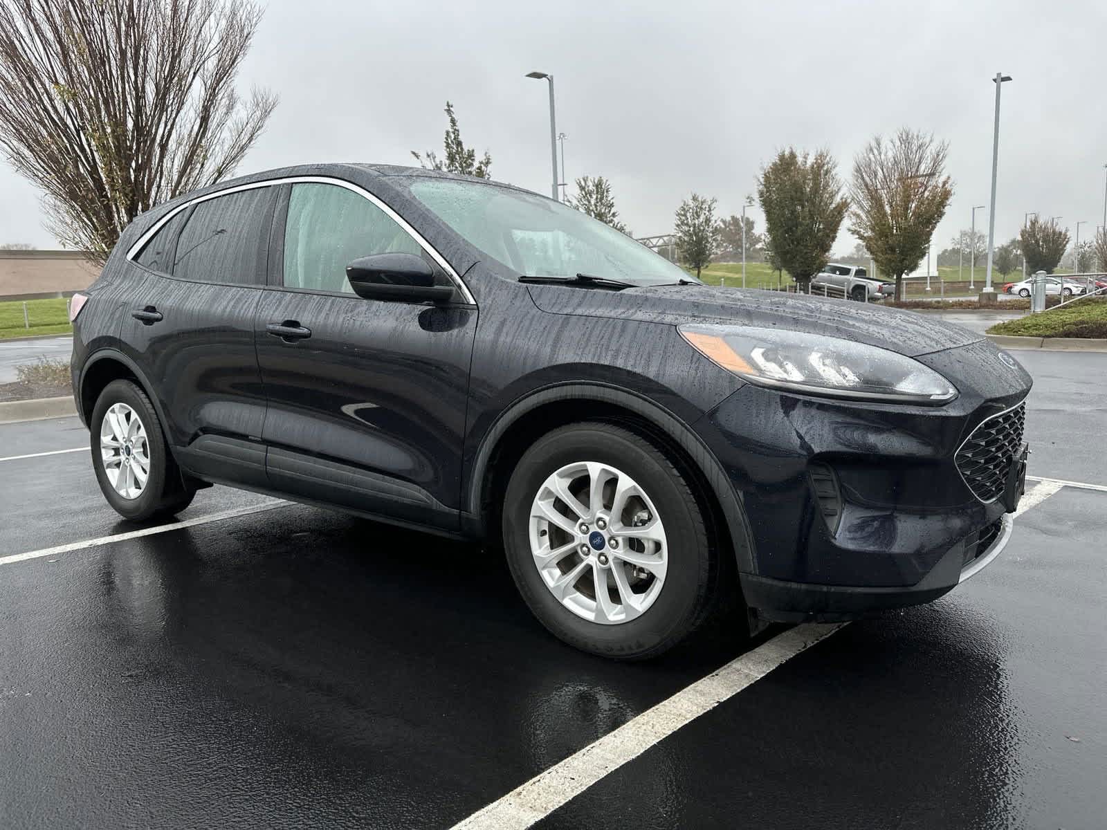 2021 Ford Escape SE Hybrid 1