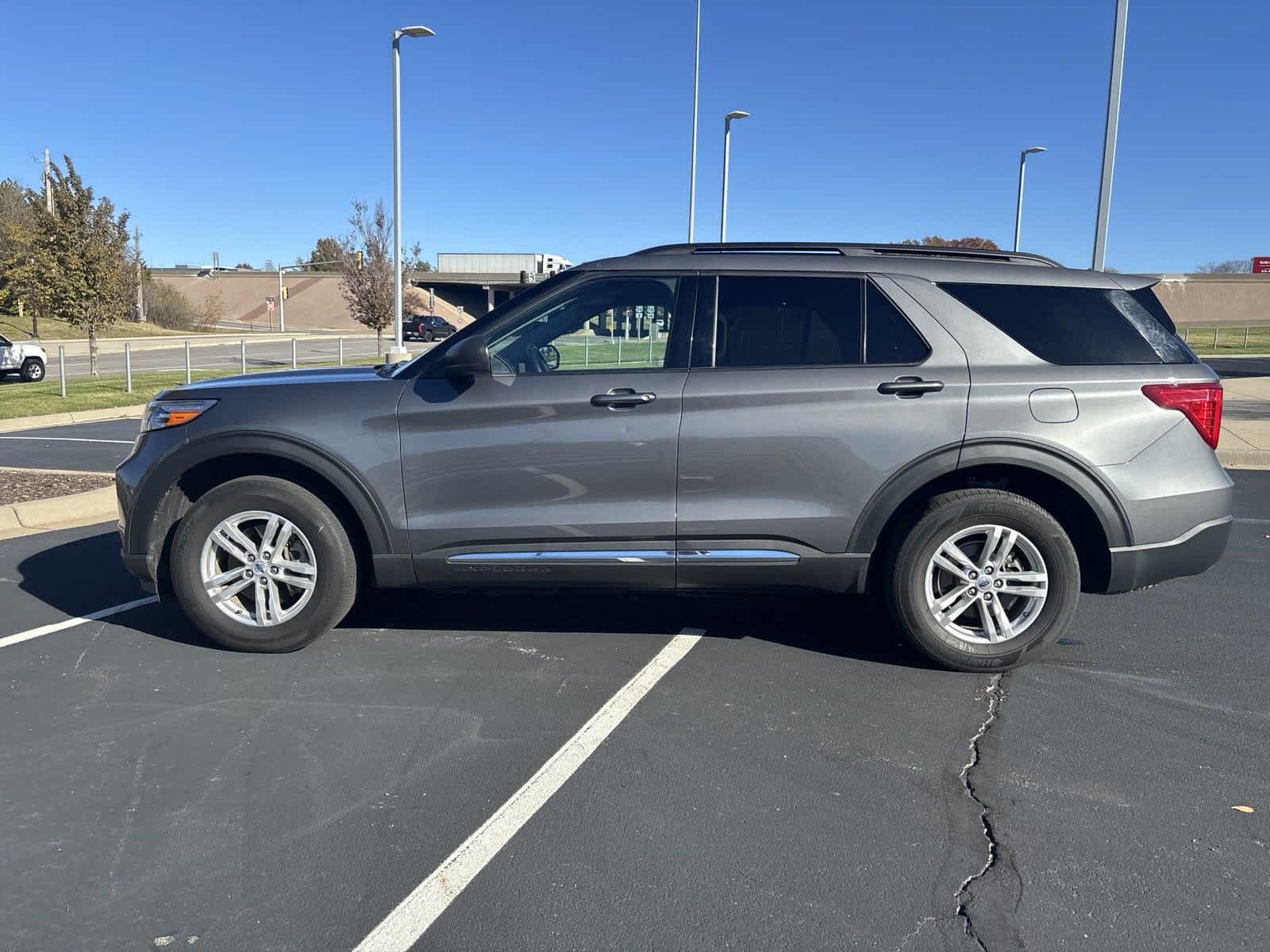 2023 Ford Explorer XLT 8