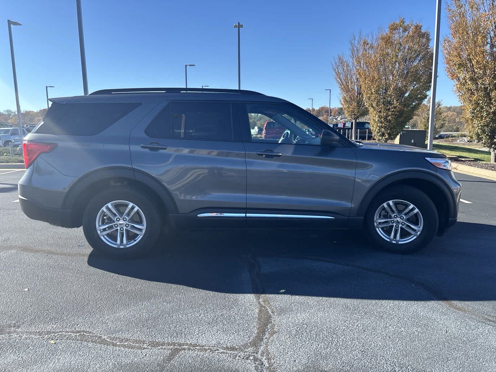 2023 Ford Explorer XLT 12