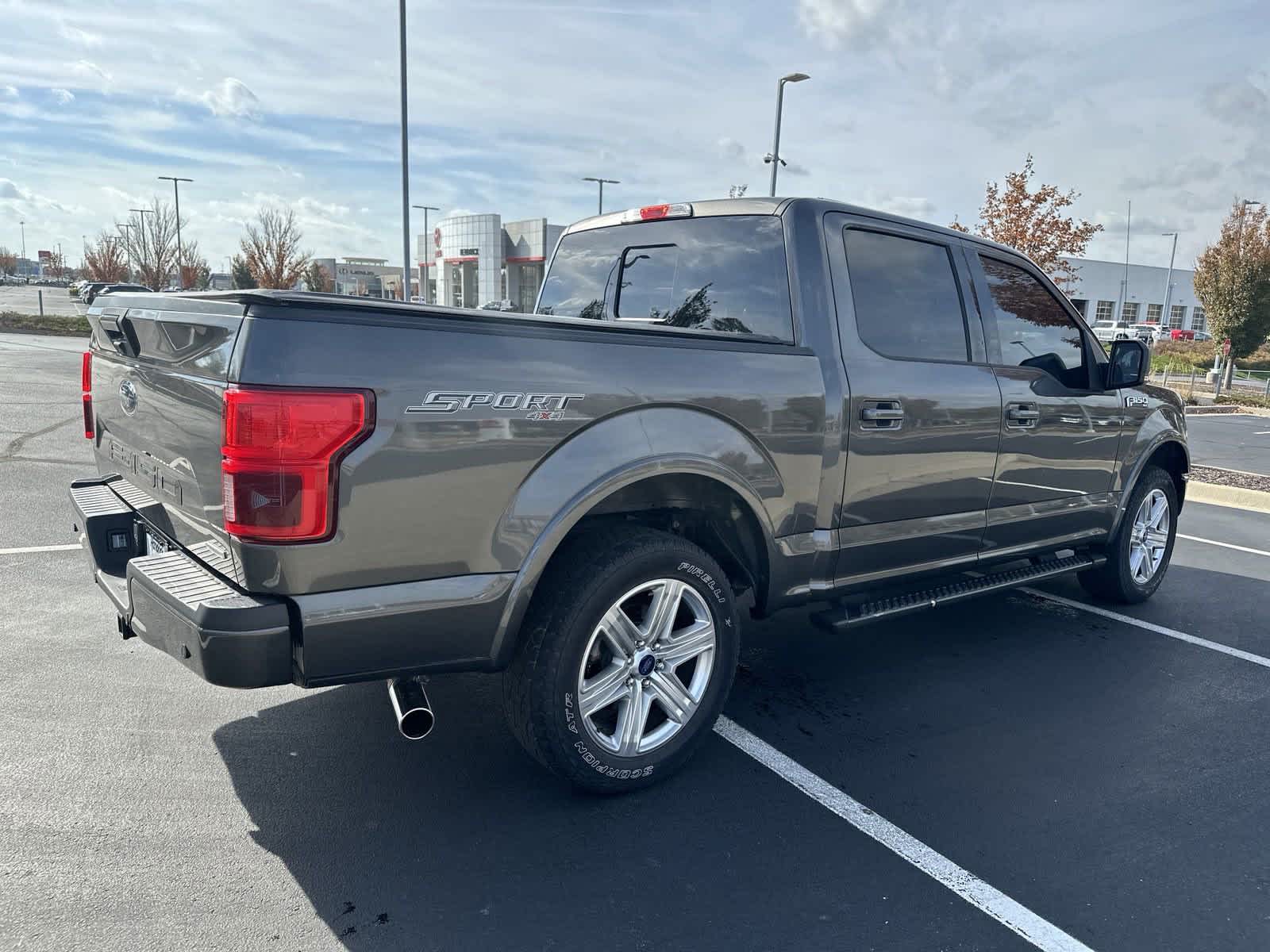 2018 Ford F-150 XLT 4WD SuperCrew 5.5 Box 9