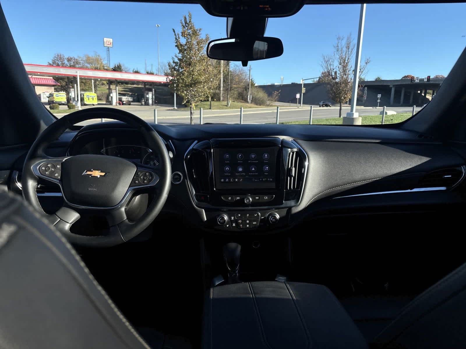 2023 Chevrolet Traverse LT Leather 26