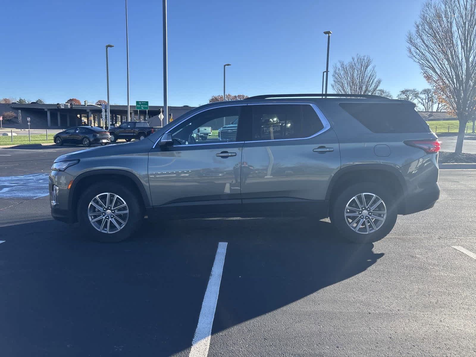 2023 Chevrolet Traverse LT Leather 6