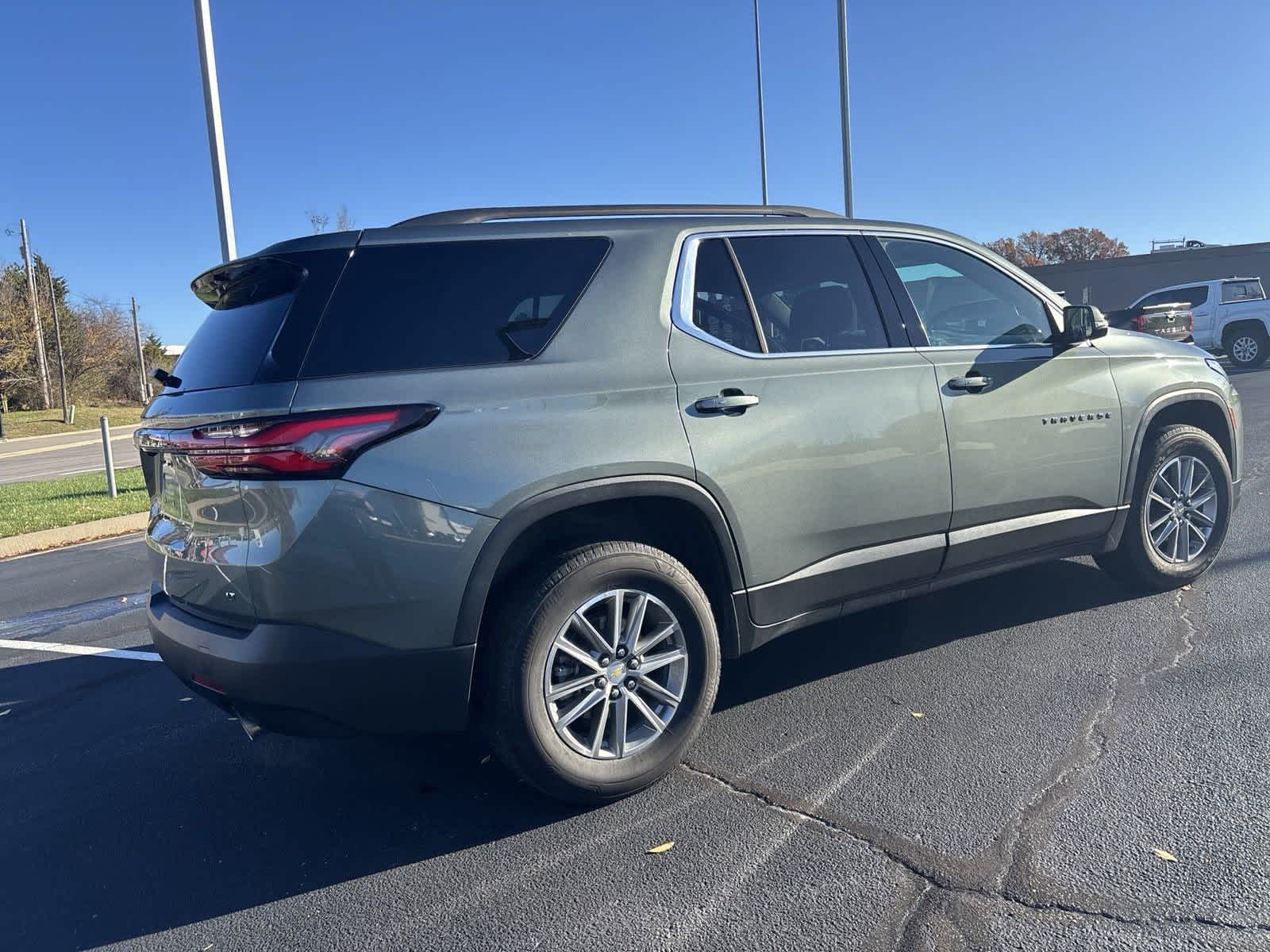 2023 Chevrolet Traverse LT Leather 9