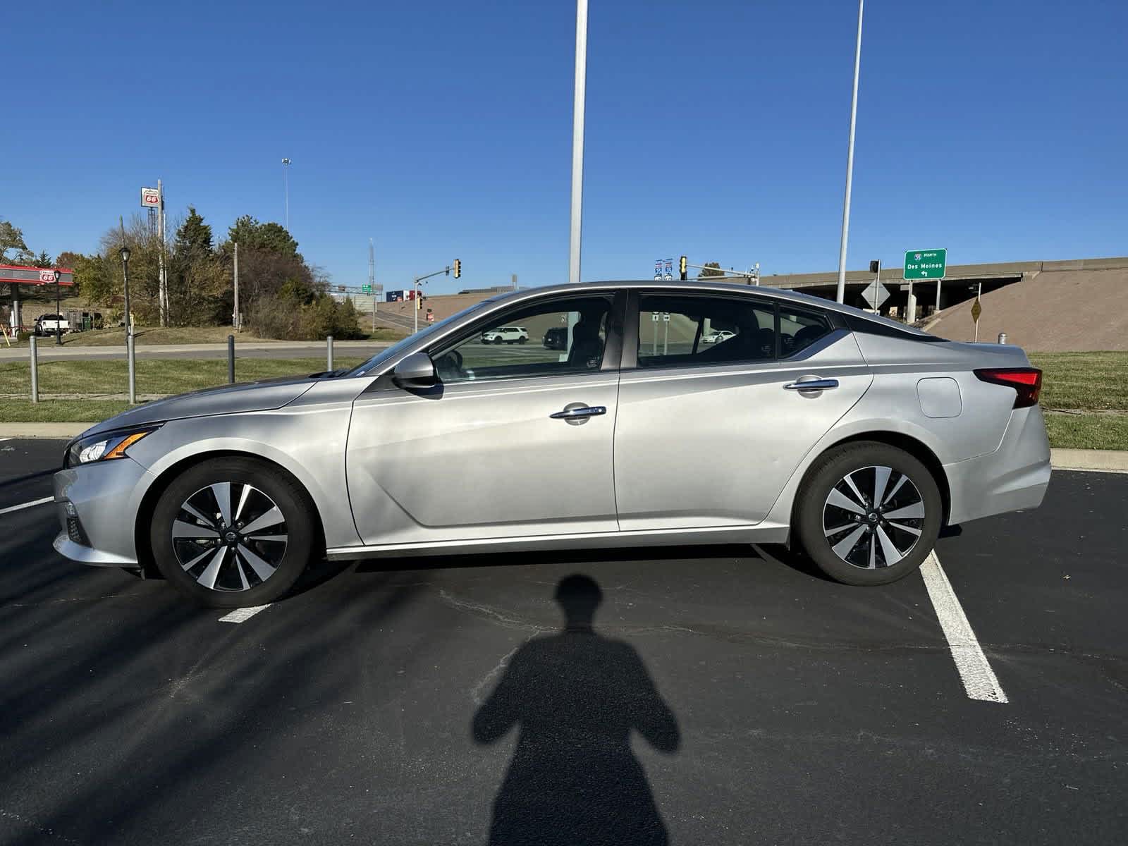 2022 Nissan Altima 2.5 SV 6