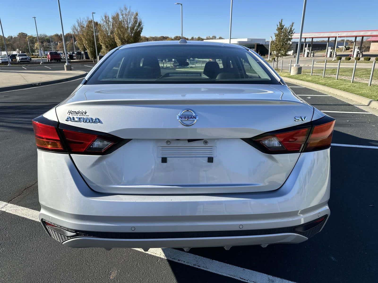 2022 Nissan Altima 2.5 SV 8