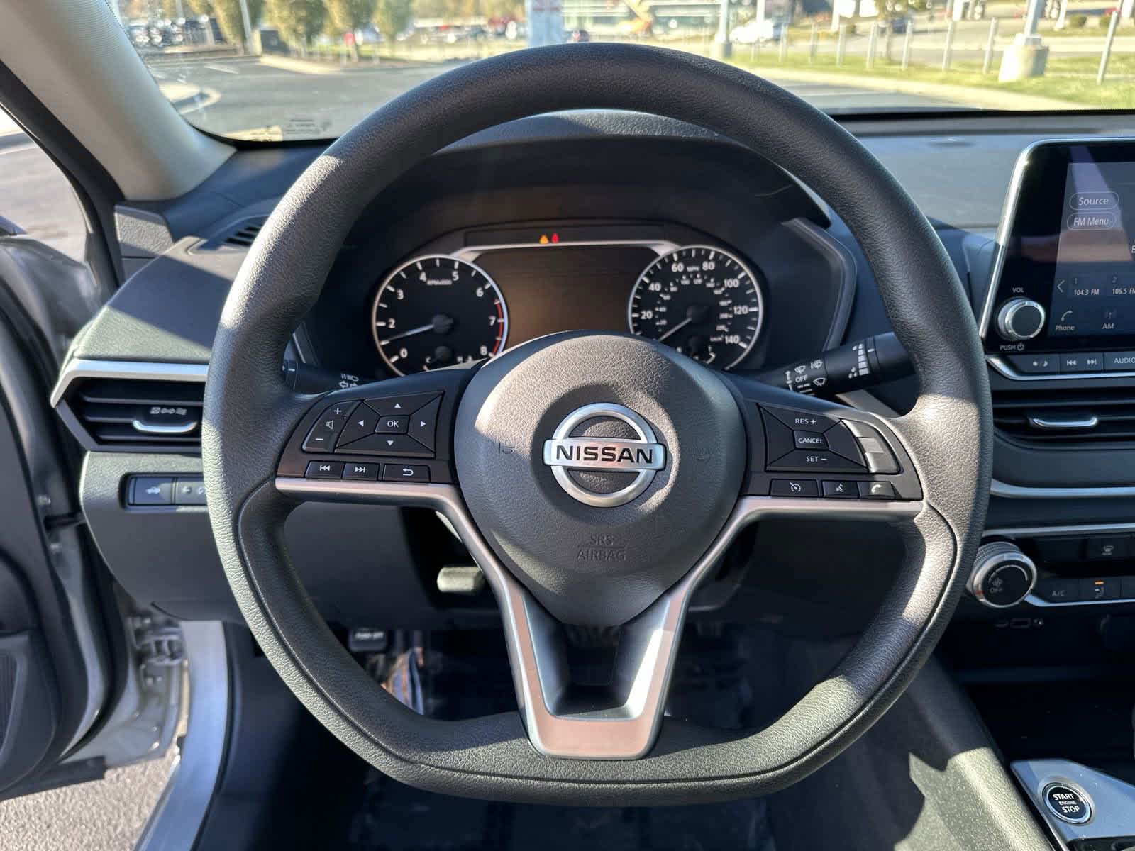 2022 Nissan Altima 2.5 SV 17