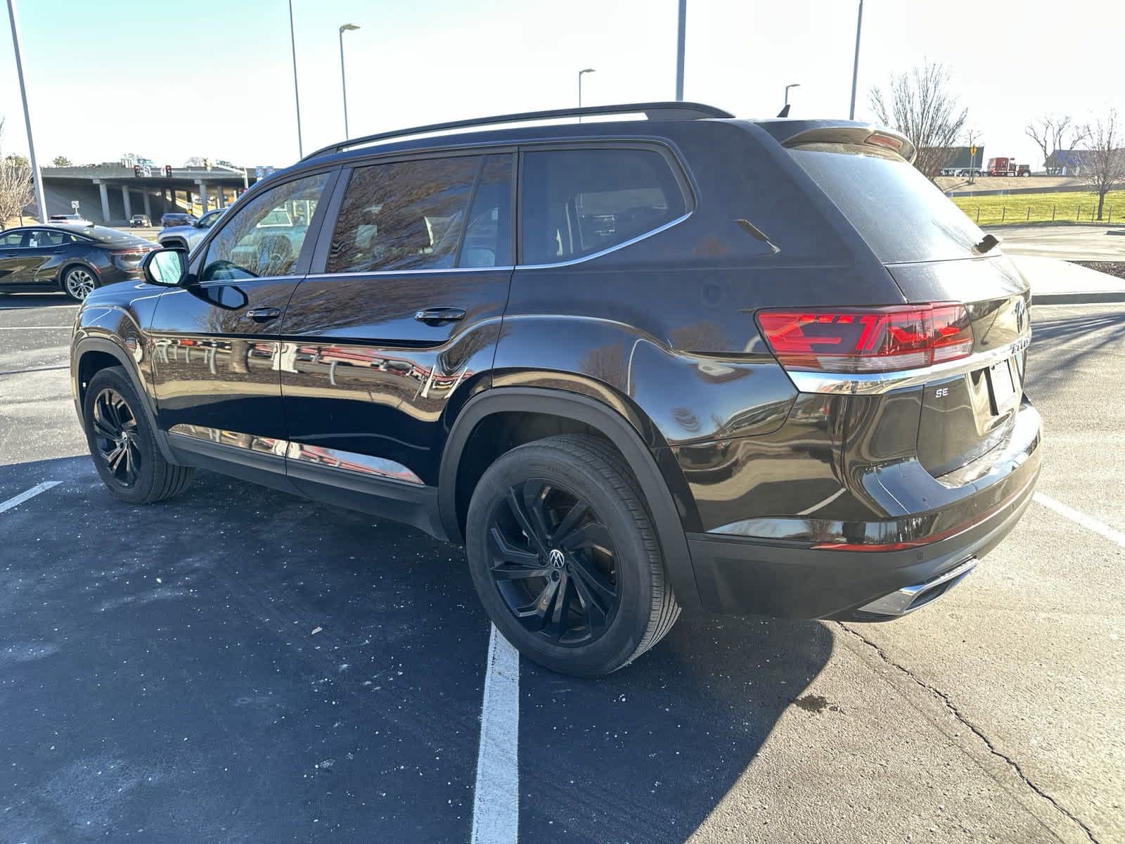 2022 Volkswagen Atlas 2.0T SE w/Technology 7