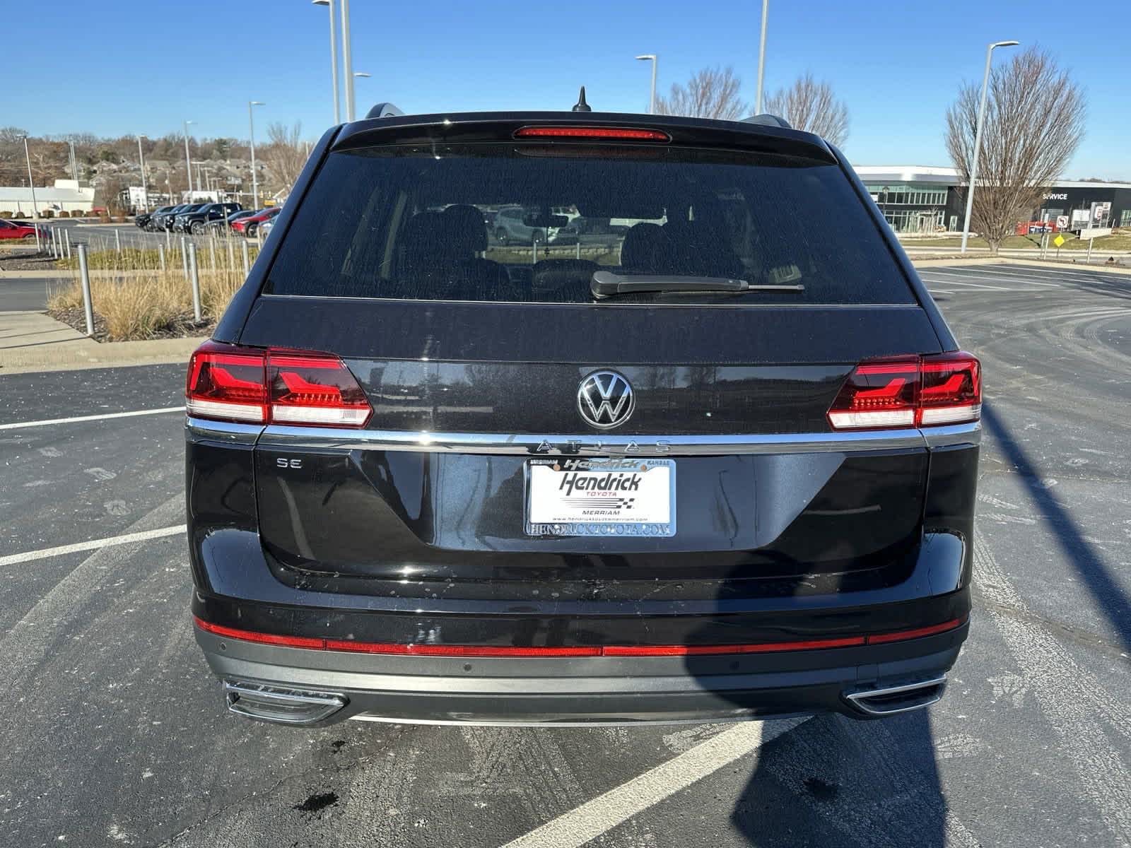 2022 Volkswagen Atlas 2.0T SE w/Technology 8