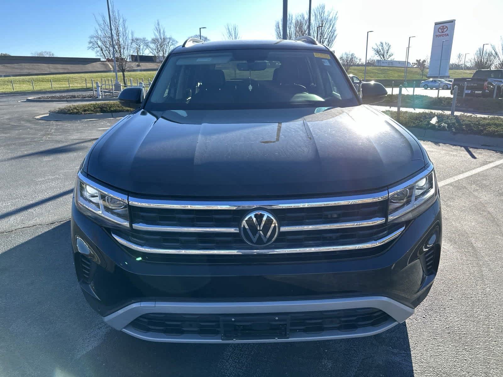 2022 Volkswagen Atlas 2.0T SE w/Technology 3