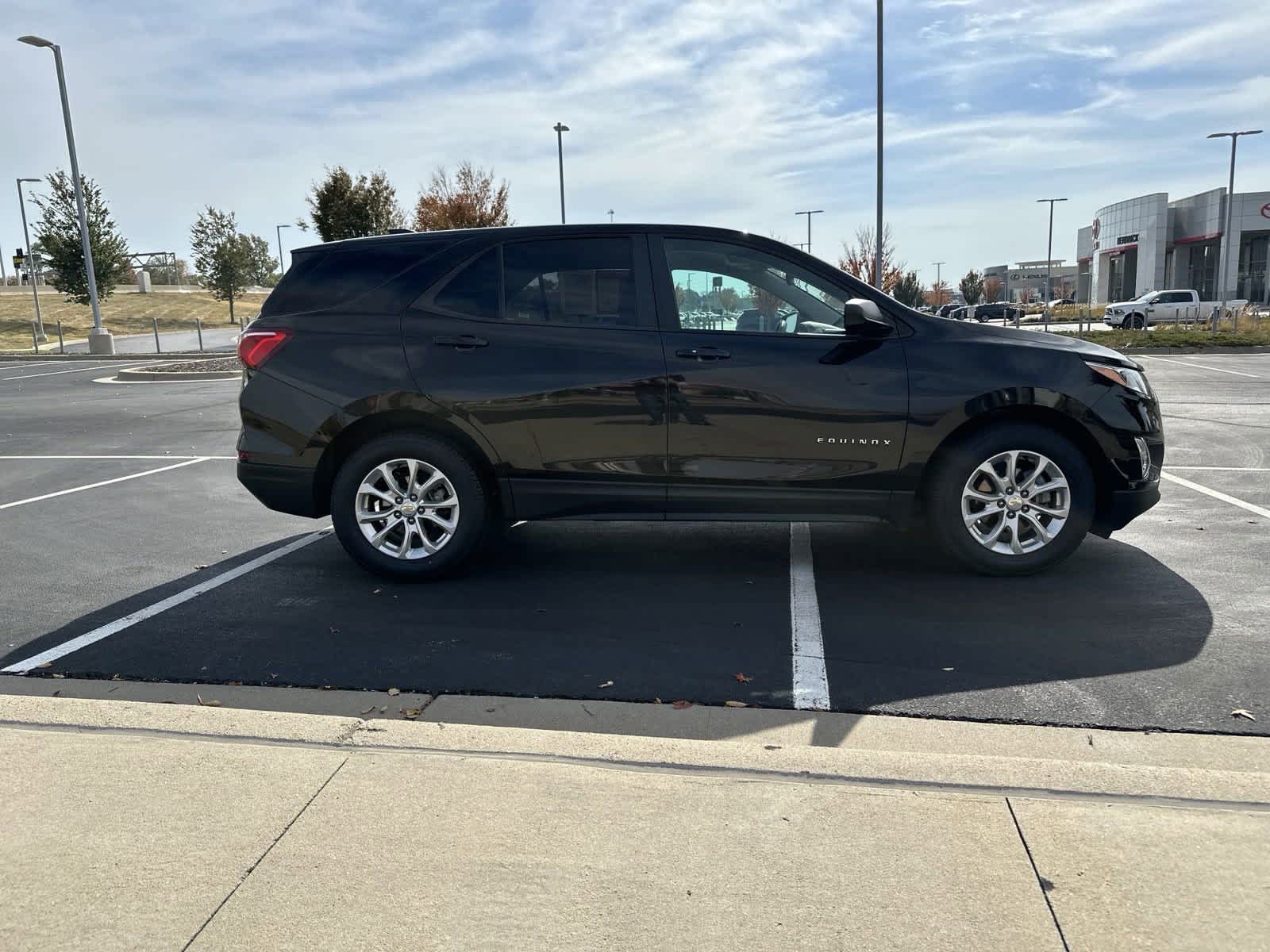 2020 Chevrolet Equinox LS 10