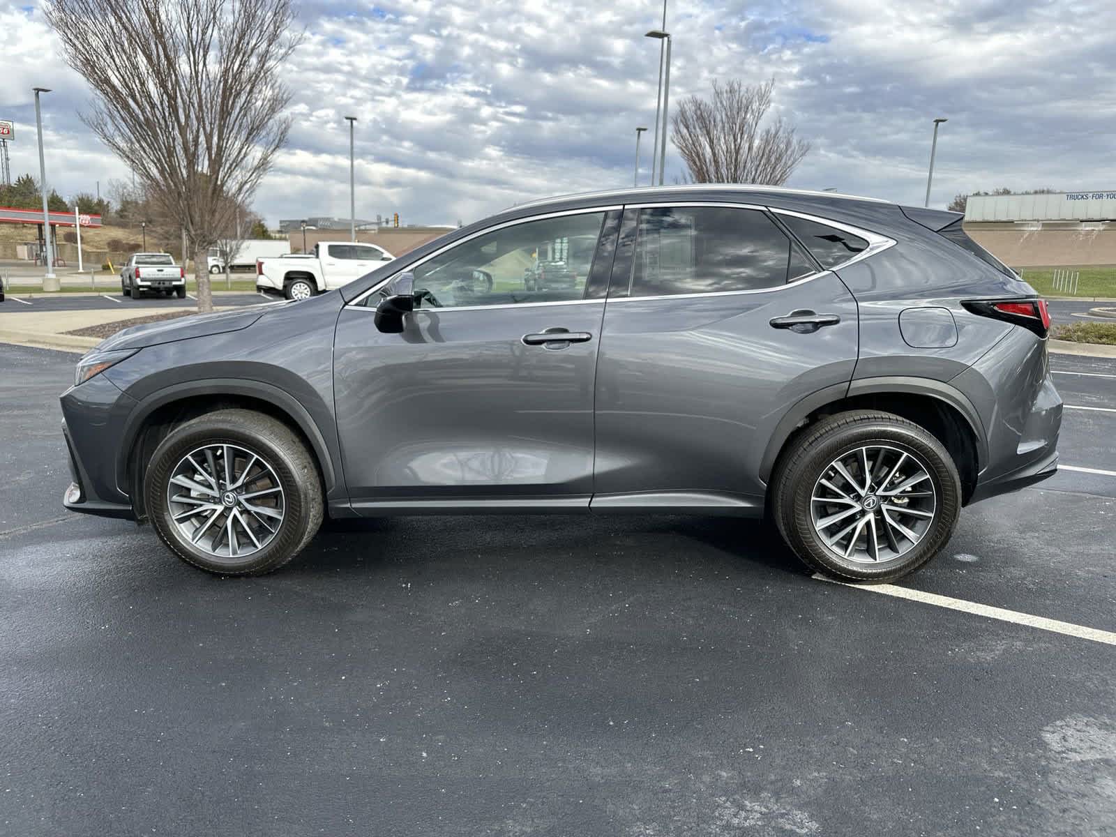 2023 Lexus NX Premium 6