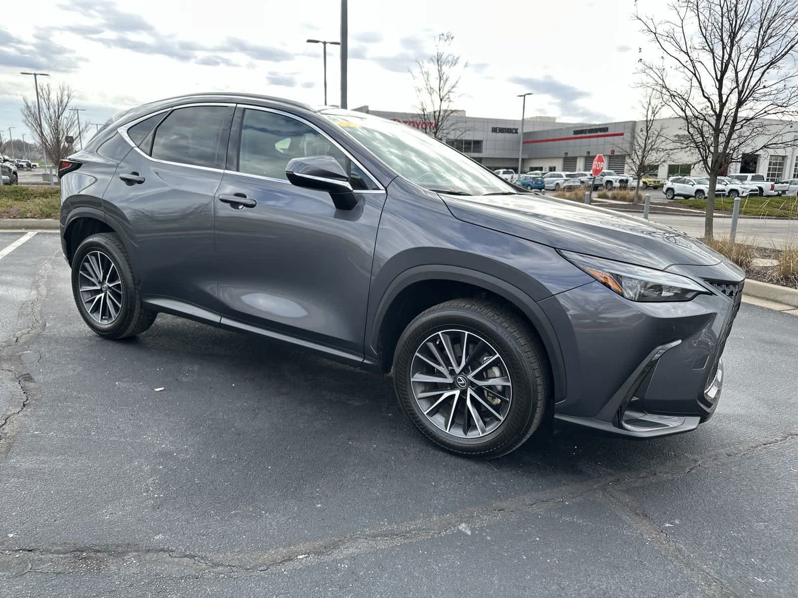 2023 Lexus NX Premium 2