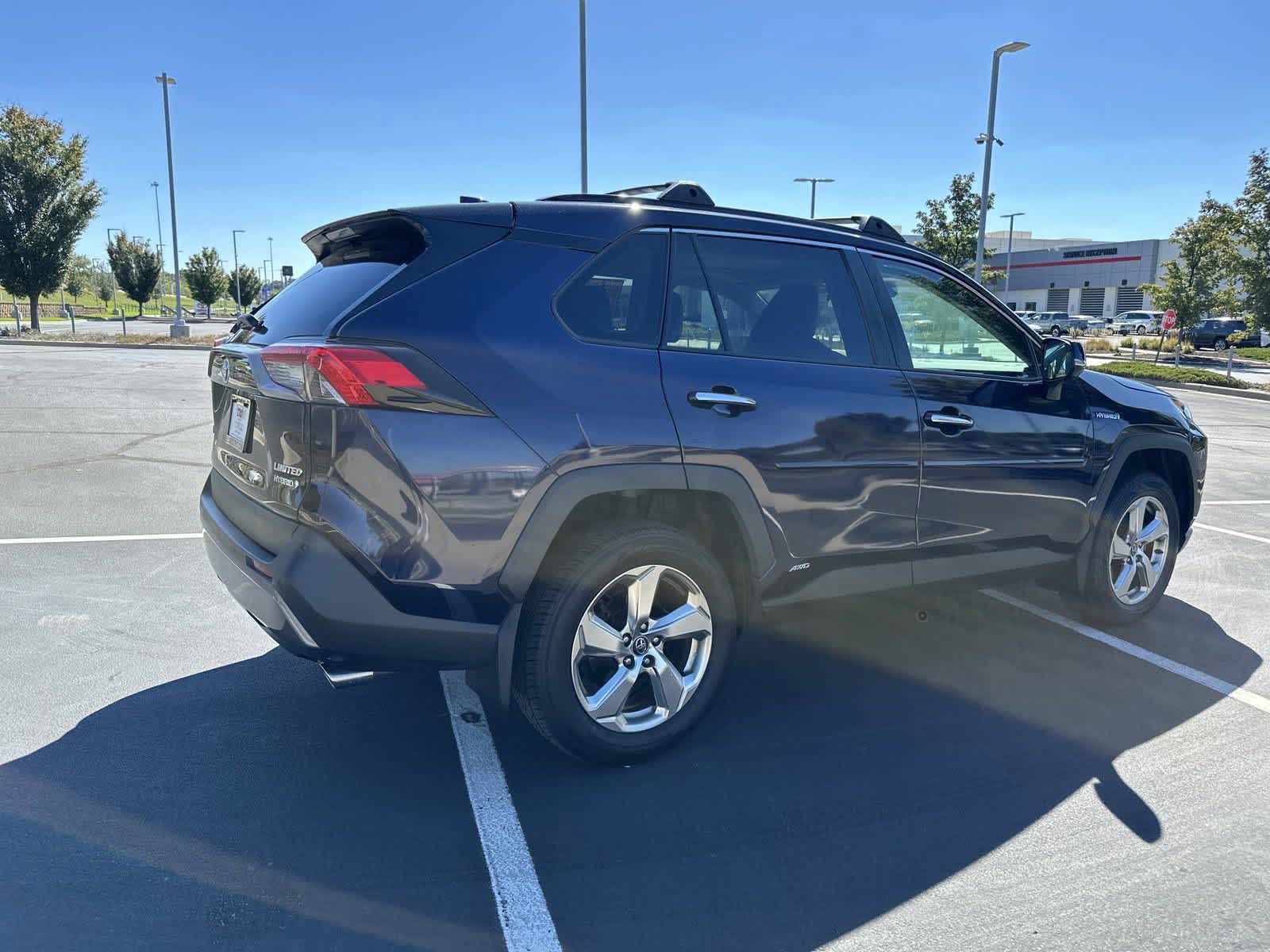 2020 Toyota RAV4 Hybrid Limited 9