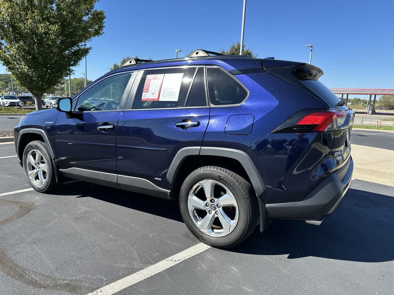 2020 Toyota RAV4 Hybrid Limited 7