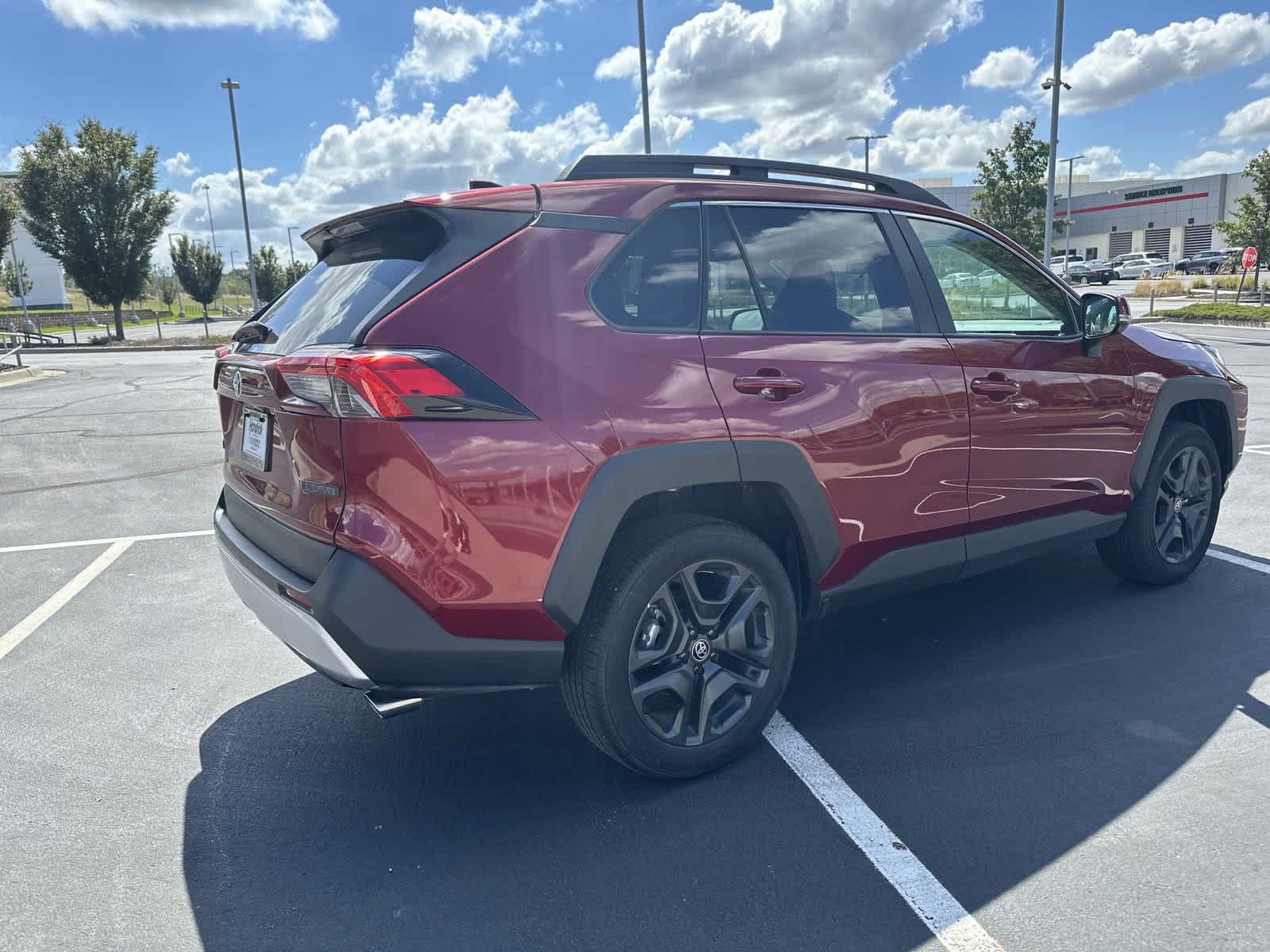 2023 Toyota RAV4 Adventure 9