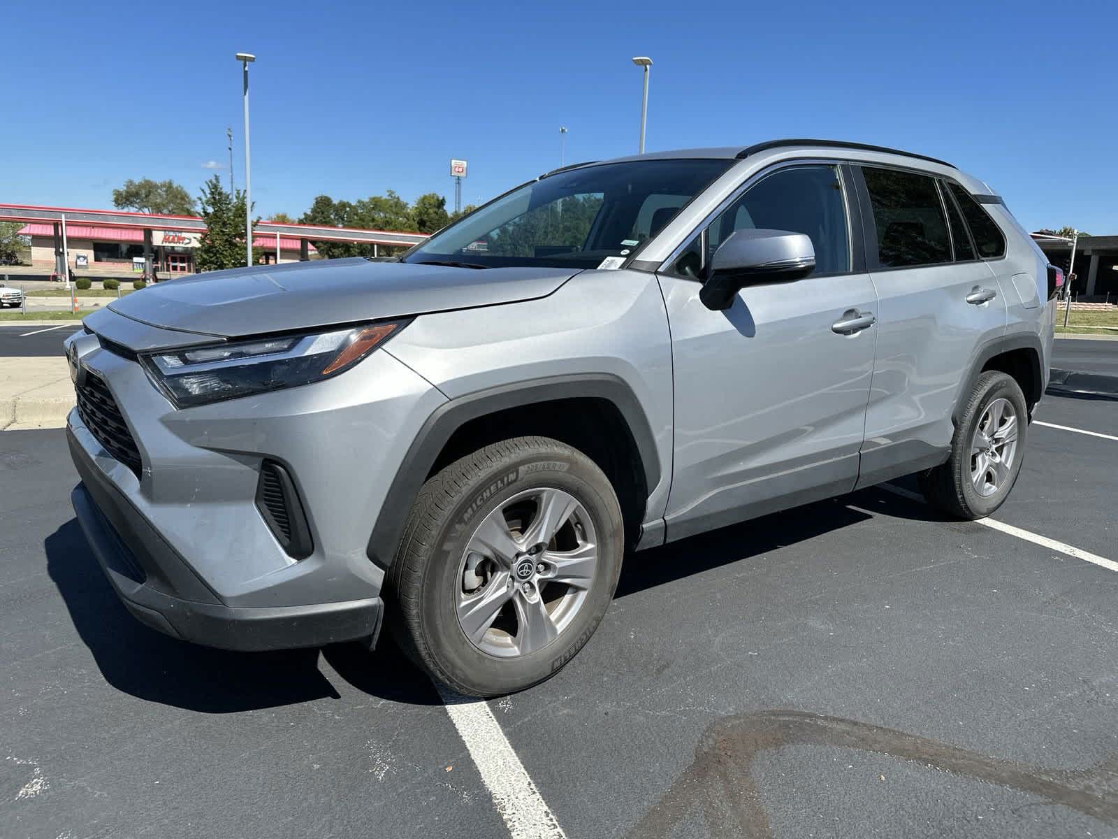 2023 Toyota RAV4 XLE 4