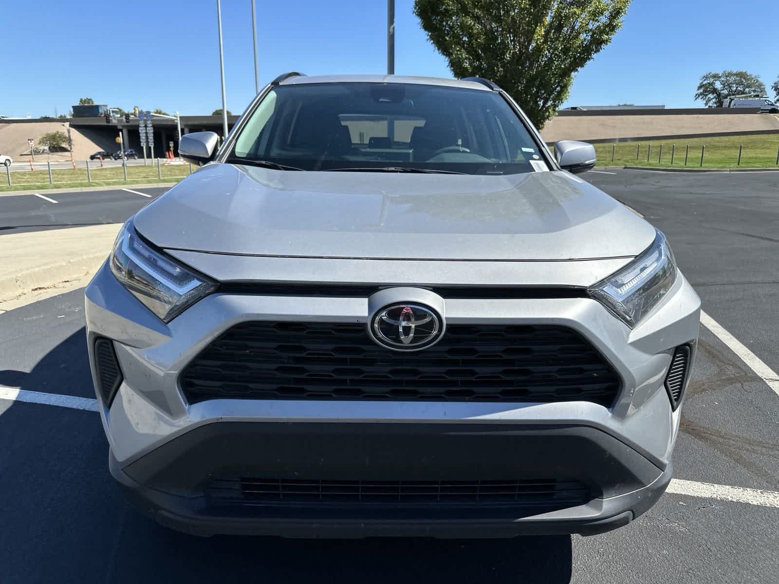 2023 Toyota RAV4 XLE 3