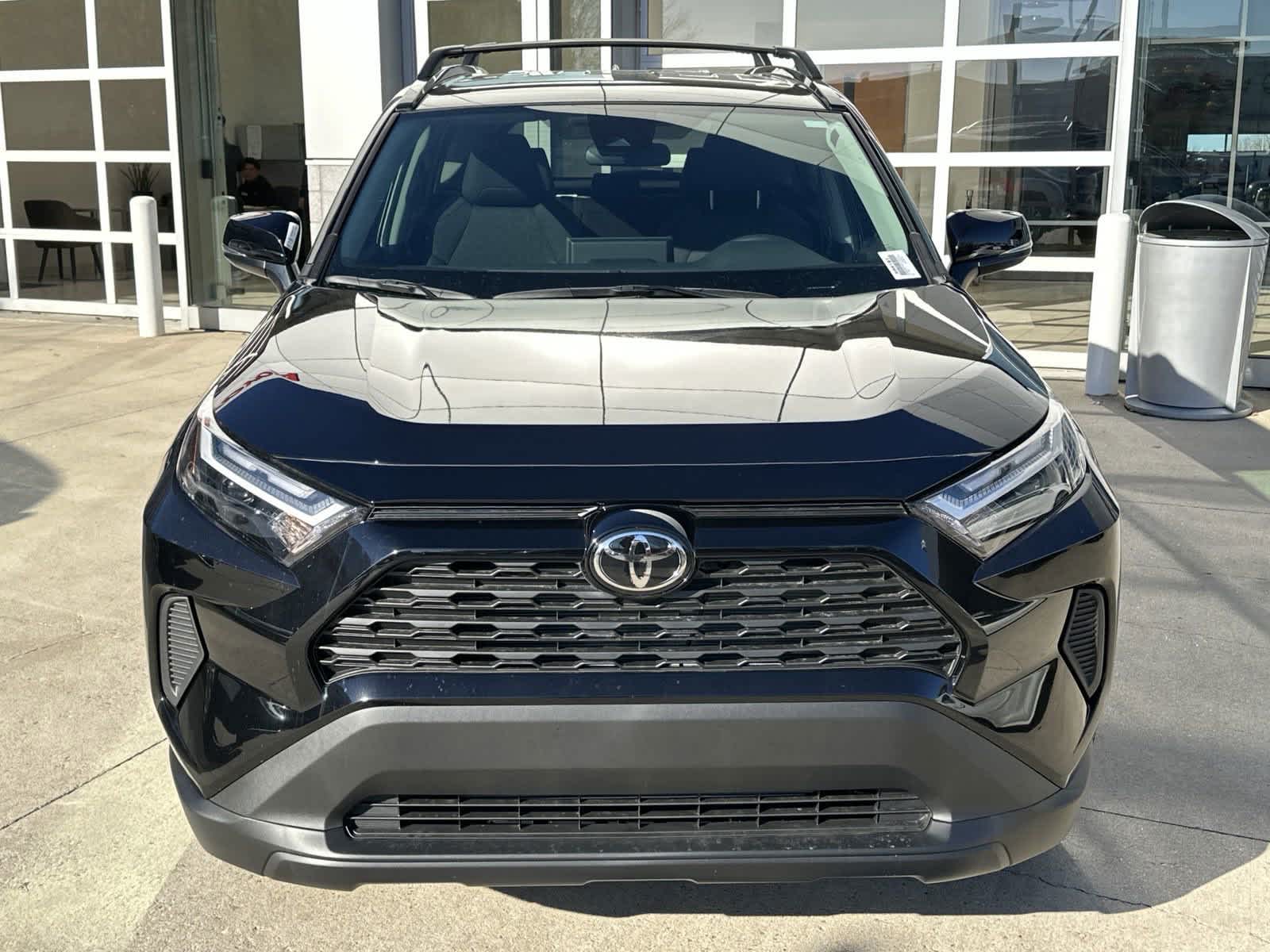 2025 Toyota RAV4 XLE 3