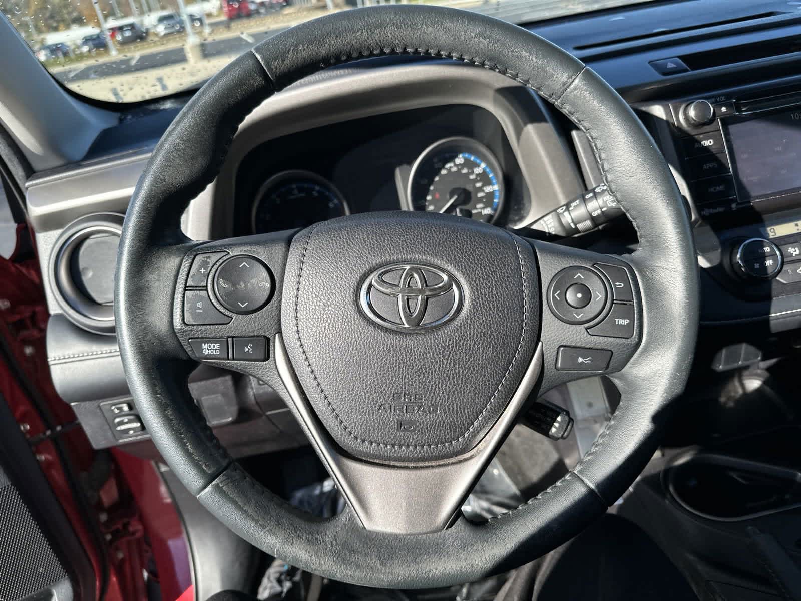 2017 Toyota RAV4 XLE 17