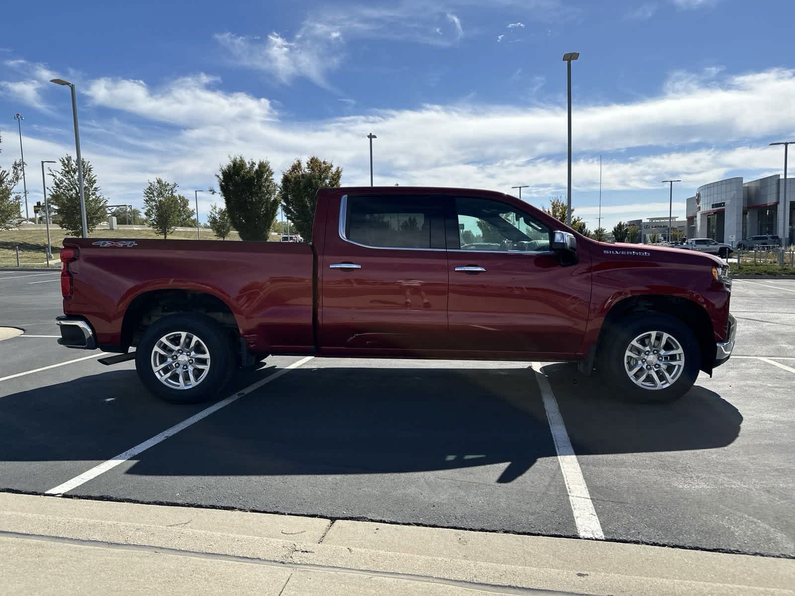 2020 Chevrolet Silverado 1500 LTZ 4WD Crew Cab 157 10