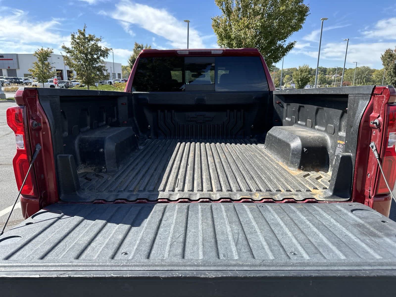 2020 Chevrolet Silverado 1500 LTZ 4WD Crew Cab 157 30