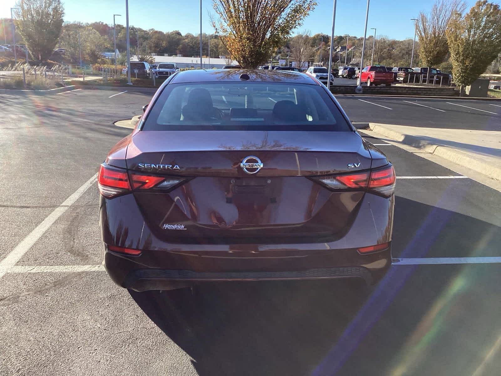 2022 Nissan Sentra SV 8