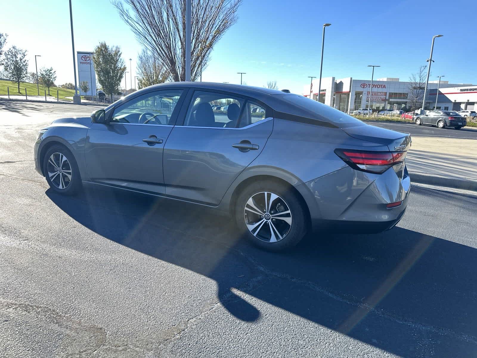 2022 Nissan Sentra SV 2