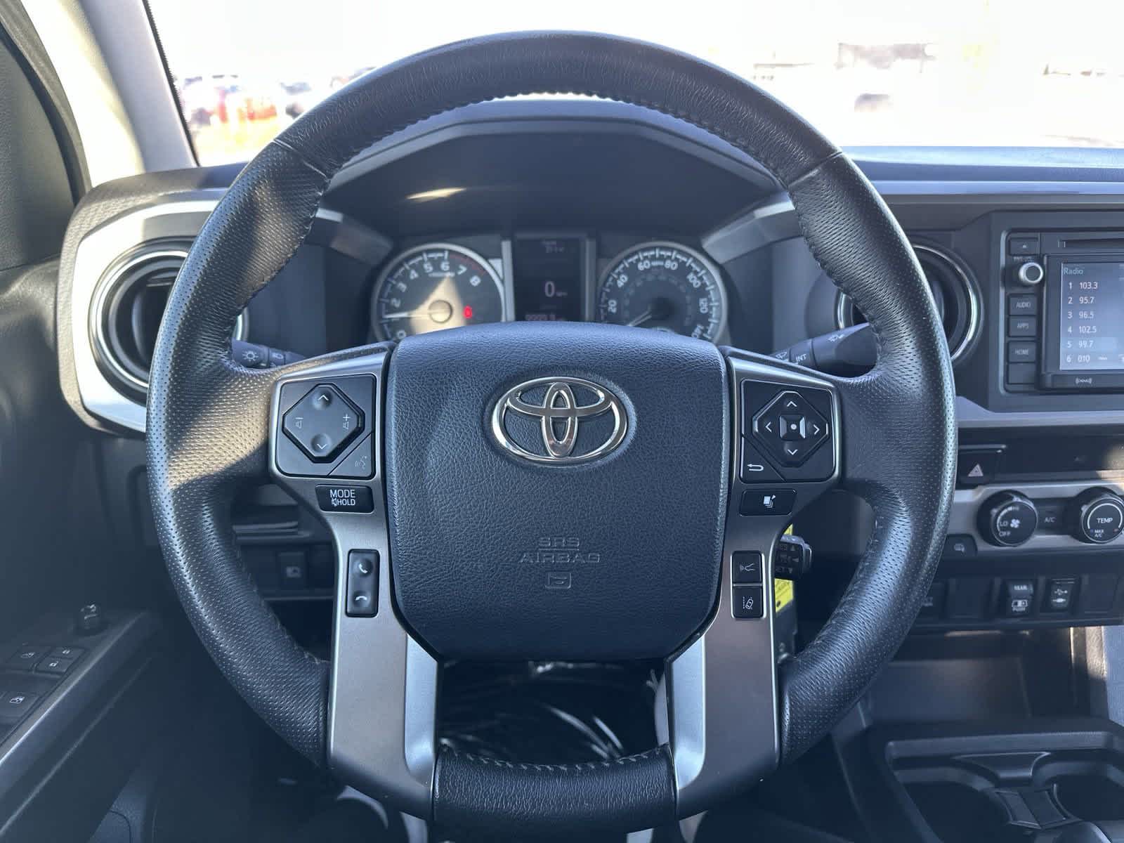 2019 Toyota Tacoma SR5 17