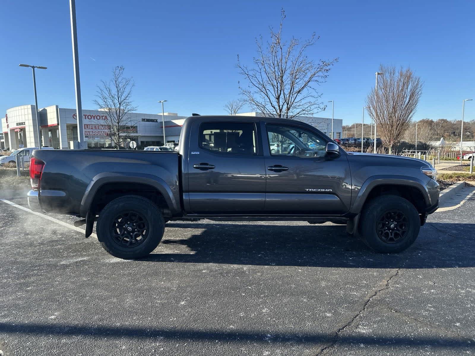 2019 Toyota Tacoma SR5 10