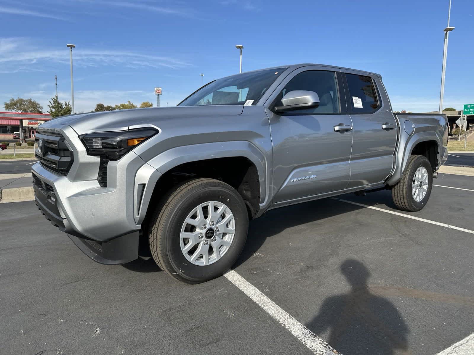 2024 Toyota Tacoma SR5 Double Cab 5 Bed AT 4