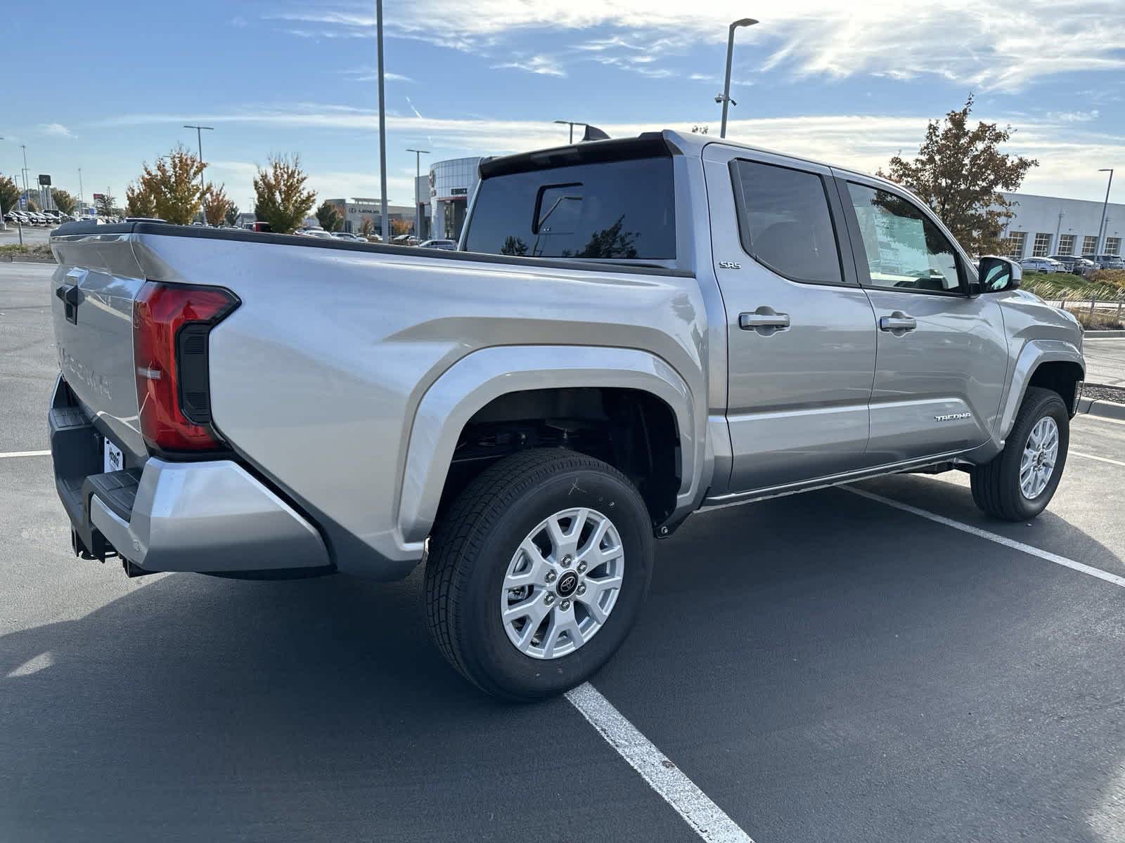 2024 Toyota Tacoma SR5 Double Cab 5 Bed AT 8